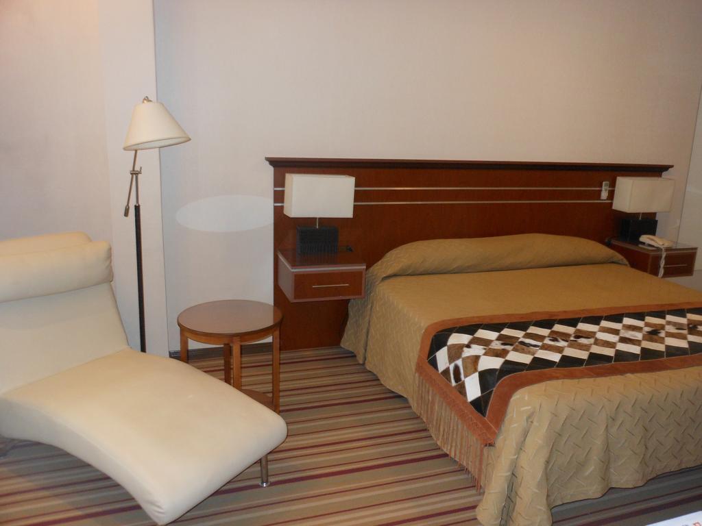 Hotel Orly كورينتس الغرفة الصورة