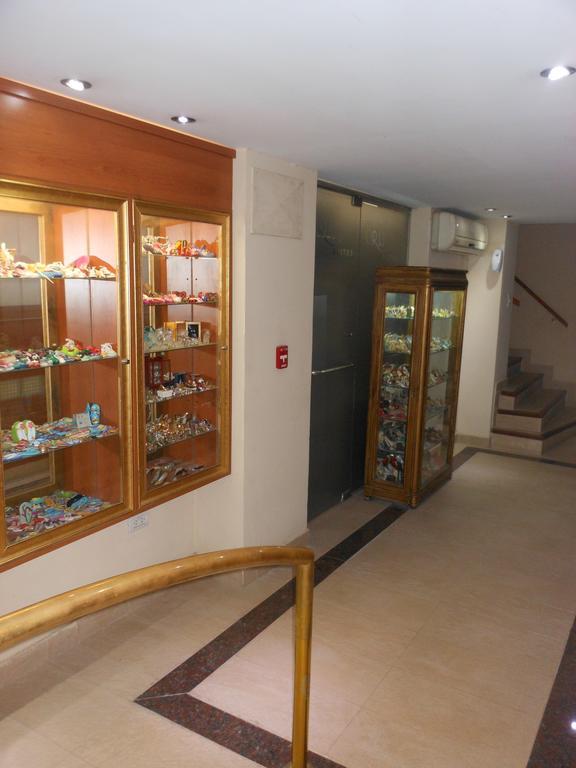 Hotel Orly كورينتس المظهر الخارجي الصورة