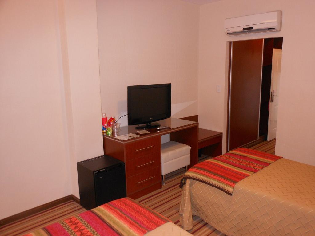 Hotel Orly كورينتس المظهر الخارجي الصورة