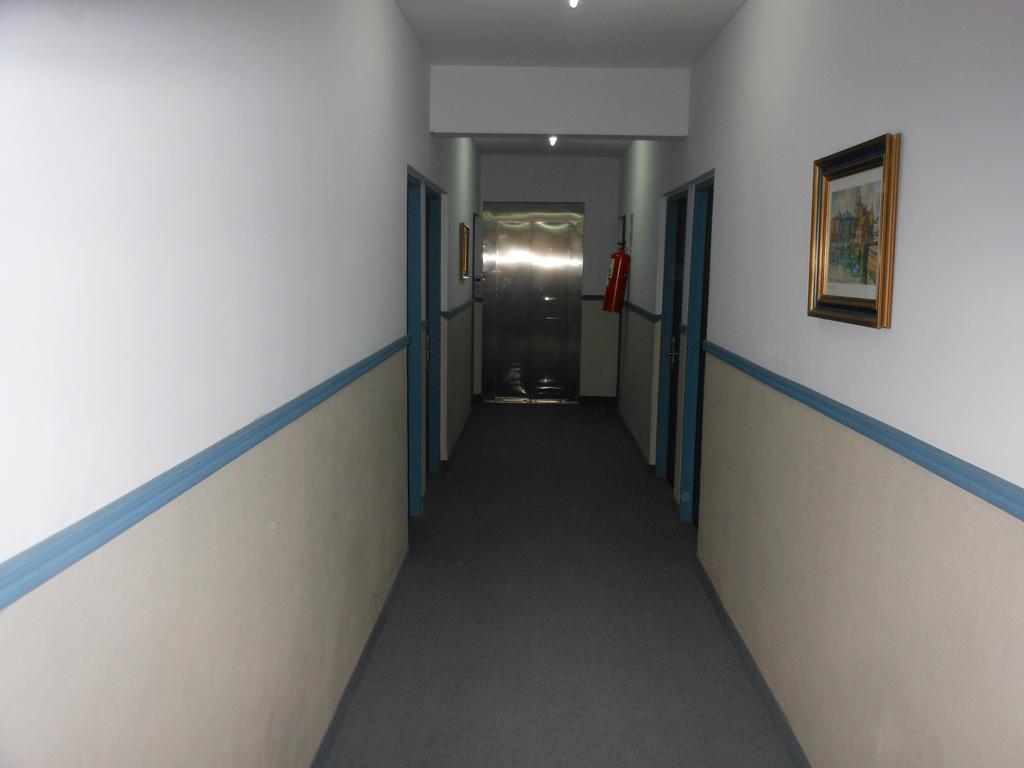 Hotel Orly كورينتس المظهر الخارجي الصورة