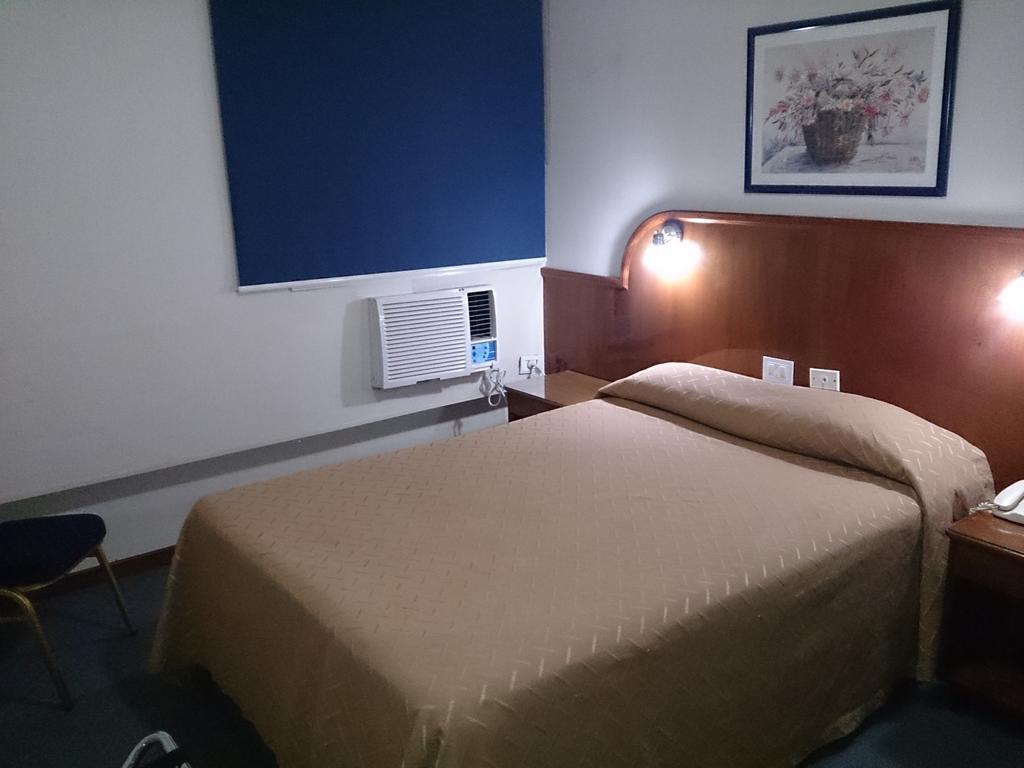 Hotel Orly كورينتس الغرفة الصورة